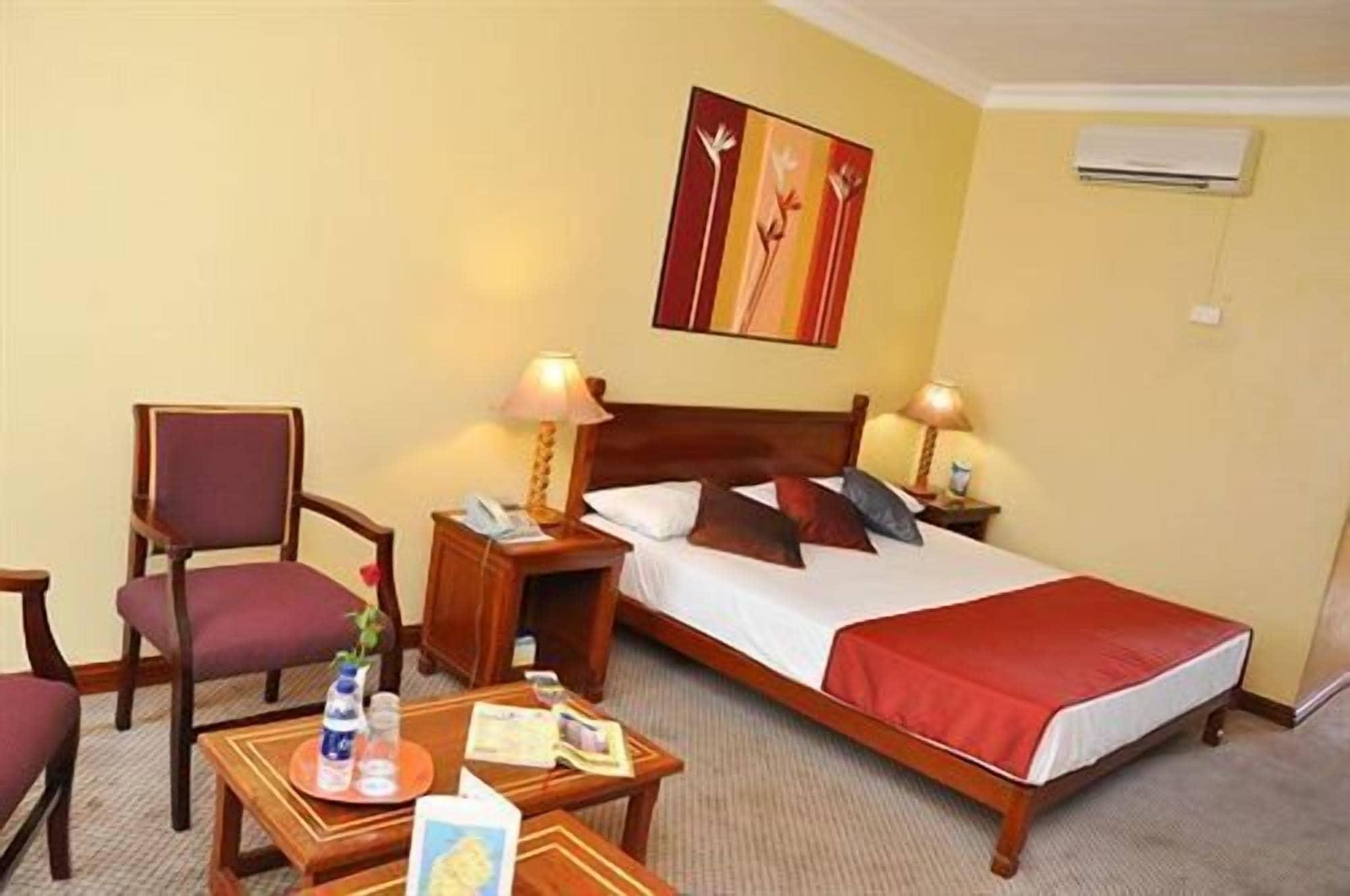 Gold Crest Hotel Quatre Bornes Luaran gambar